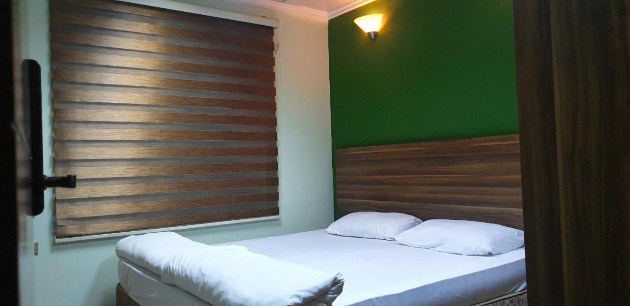 Janet Bludan Hotel Erbil Extérieur photo